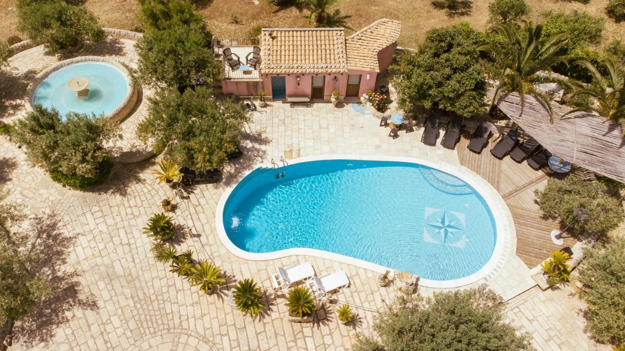 Dependance In Villa Con Piscina Ragusa Kültér fotó