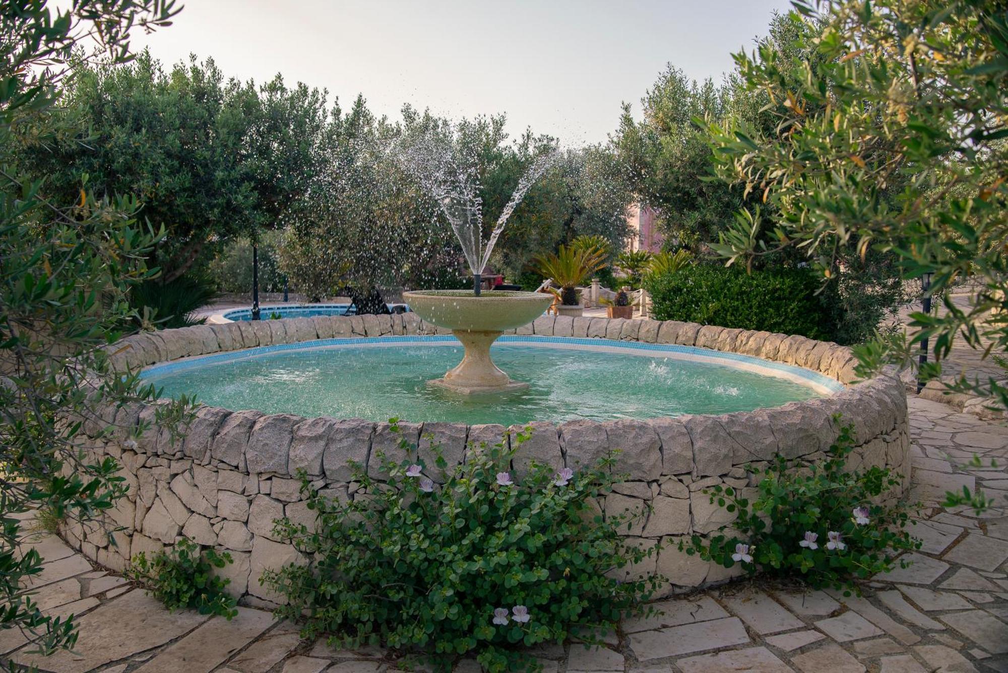 Dependance In Villa Con Piscina Ragusa Kültér fotó