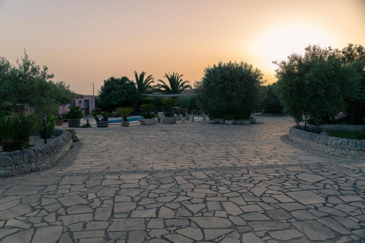 Dependance In Villa Con Piscina Ragusa Kültér fotó