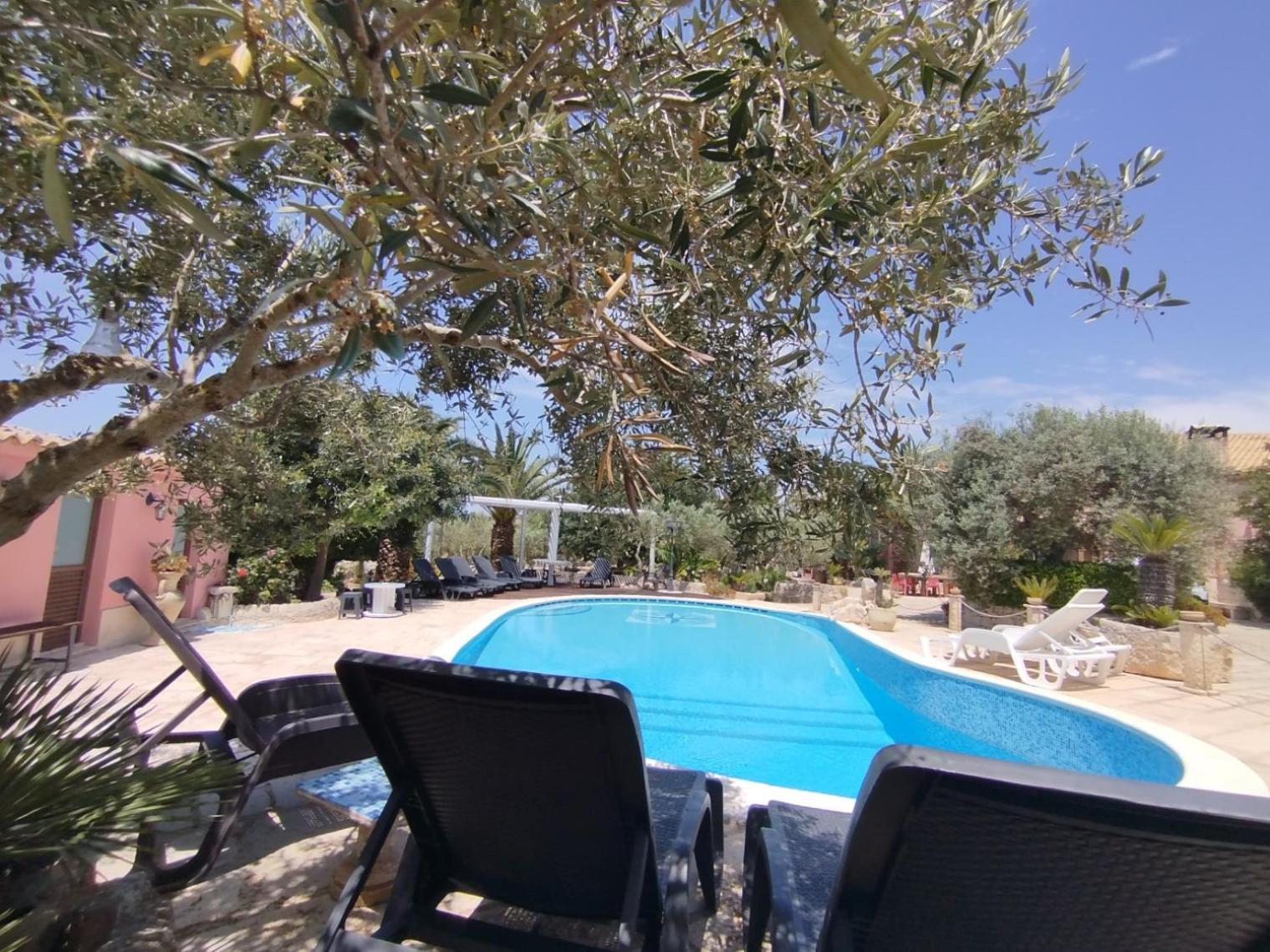 Dependance In Villa Con Piscina Ragusa Kültér fotó