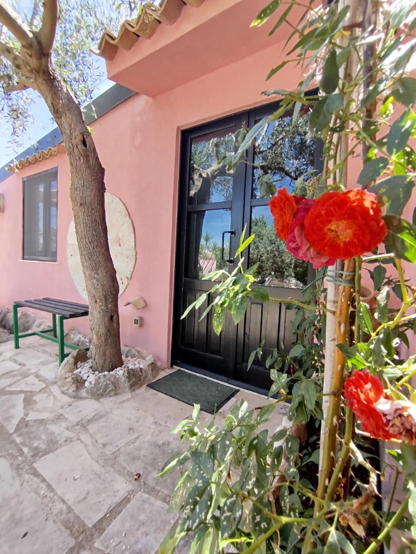 Dependance In Villa Con Piscina Ragusa Kültér fotó